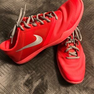 Nike Fitsole womens 7.5 neon pink & gray